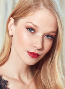 CLASSIC RED LIP CAMPAIGN